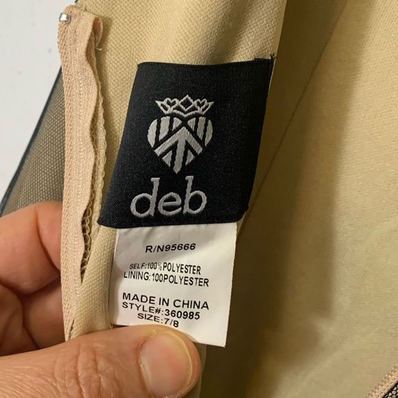 DEB Formal Dress Nude Black. Sz 7 / 8. Mermaid sequins. Sleeveless. Like New - Picture 4 of 13